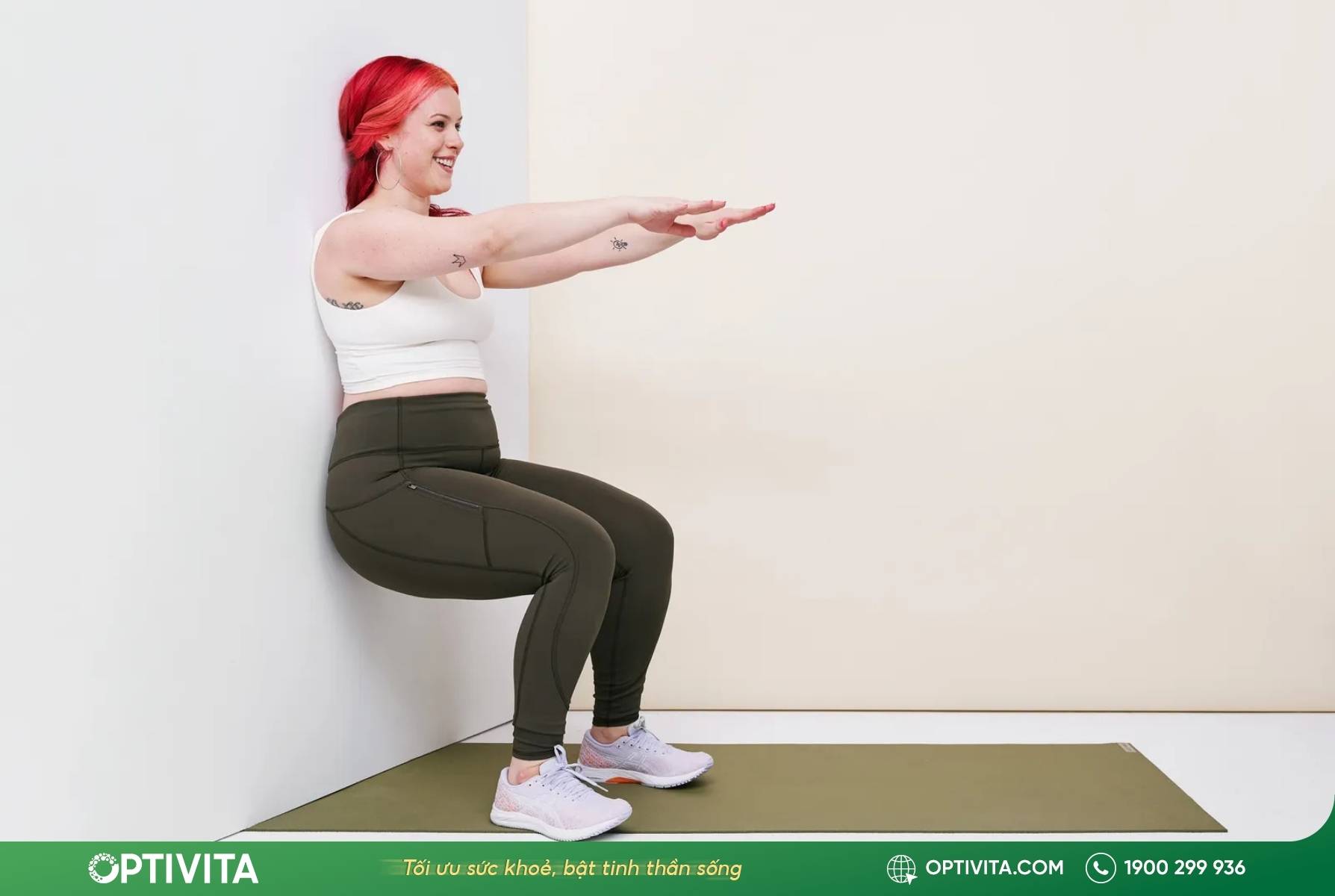 Squat dựa tường