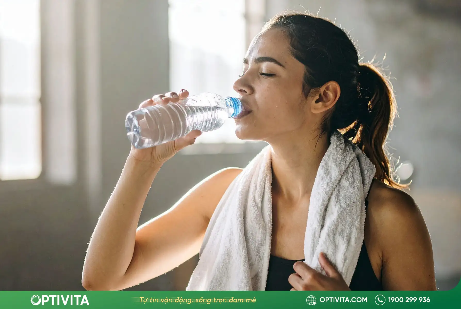 8 lý do chạy bộ bị đau đầu gối và cách khắc phục hiệu quả 13 Uống đủ nước khi chạy bộ