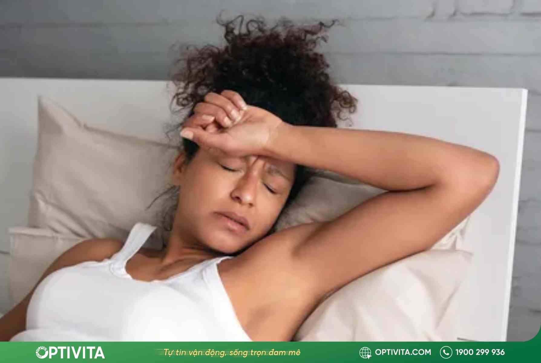 bị nóng lưng khi ngủ