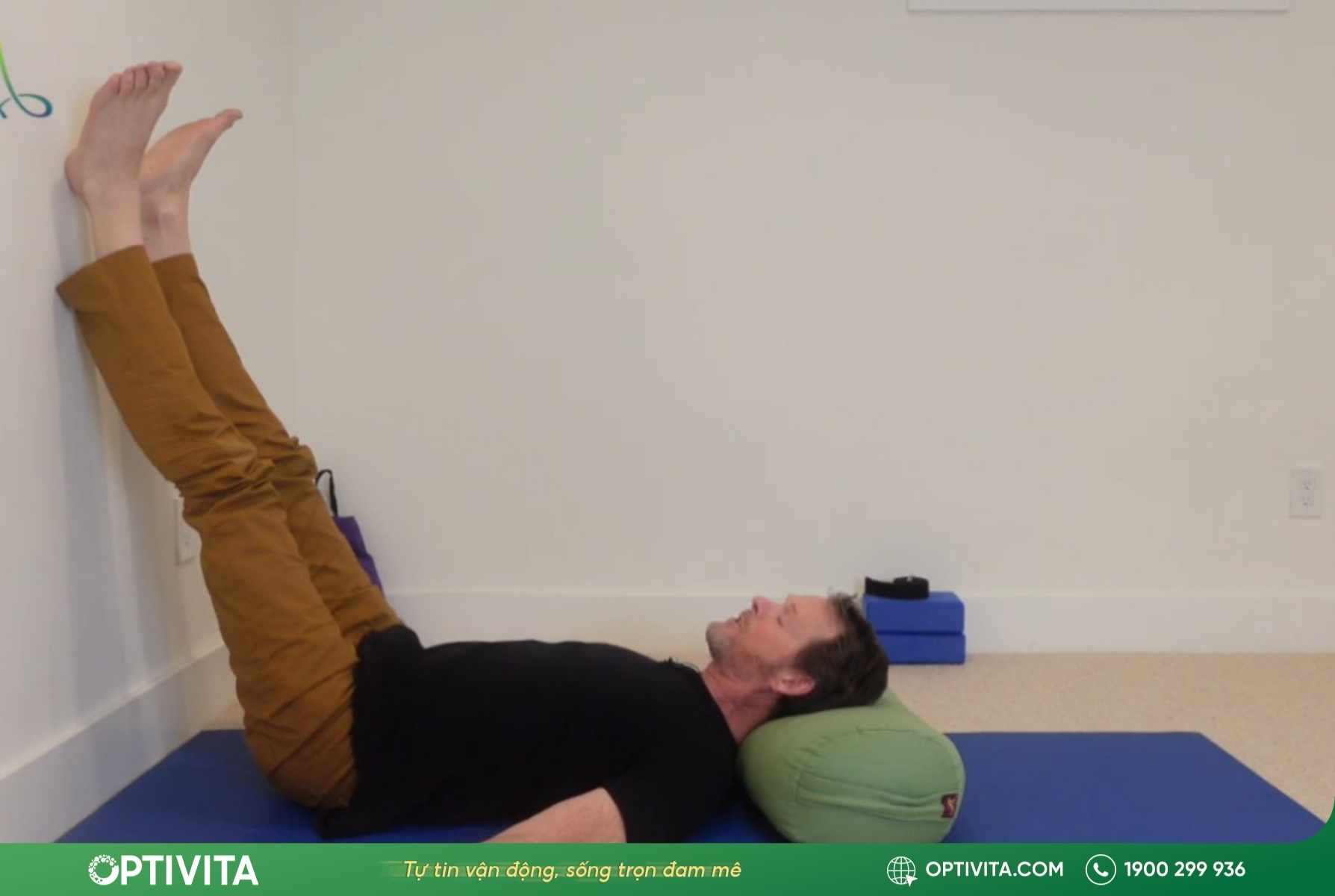 gác chân lên tường bị tê chân có sao không