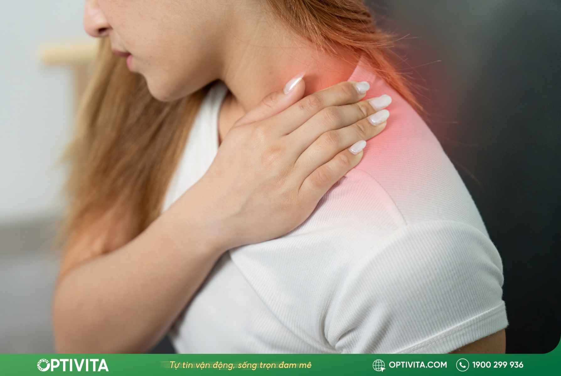 sưng xương quai xanh bên phải